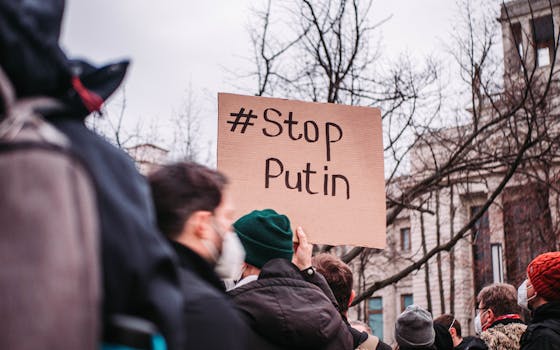 Ukraine Summit Attracts World Leaders but Fails to Isolate Russia